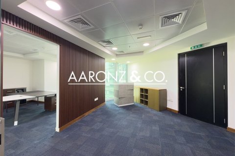 Bureau à Business Bay, Dubai, 197.9 m², № 78516 - photo 9