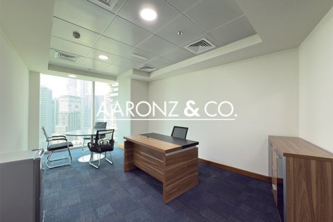 Bureau à Business Bay, Dubai, 197.9 m², № 78516 - photo 13