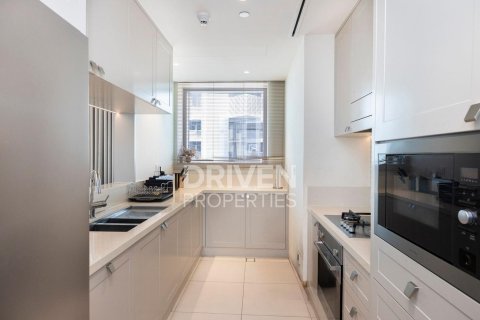 Appartement à The Address Residence Fountain Views, Downtown Dubai (Downtown Burj Dubai), Dubai, 2 chambres, 135 m², № 18749 - photo 9