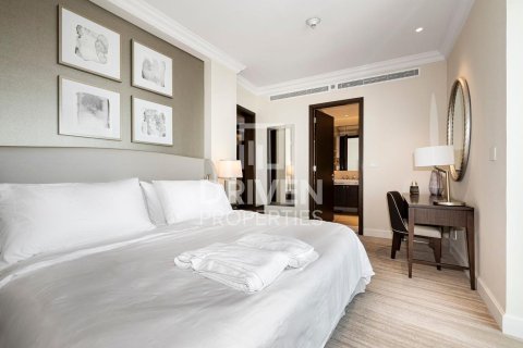 Appartement à The Address Residence Fountain Views, Downtown Dubai (Downtown Burj Dubai), Dubai, 2 chambres, 135 m², № 18749 - photo 4