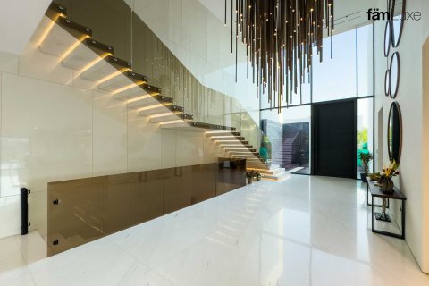 Villa en Dubai, 5 dormitorios, 1463.3 m², № 55650 - foto 3