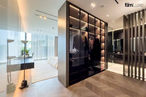 Villa en Dubai, 5 dormitorios, 1463.3 m², № 55650 - foto 25