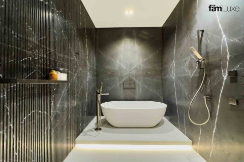 Villa en Dubai, 5 dormitorios, 1463.3 m², № 55650 - foto 19