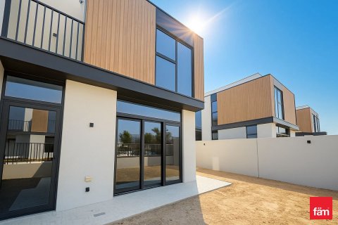 Adosado en Dubai, 4 dormitorios, 281.1 m², № 55649 - foto 2