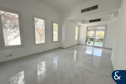 Villa à Springs 14, The Springs, Dubai, 3 chambres, 315 m², № 91550 - photo 2