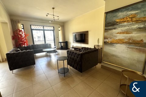 Appartement à Old Town, Dubai, 2 chambres, 129 m², № 91546 - photo 2