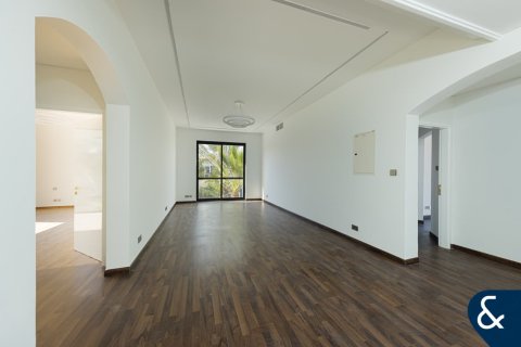 Villa in Green Community West, Green Community, Dubai 5 bedrooms, 904 sq.m. № 91548 - photo 14