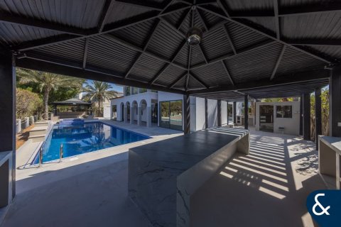 Villa in Green Community West, Green Community, Dubai 5 bedrooms, 904 sq.m. № 91548 - photo 5