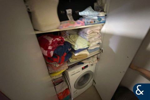 Apartment in Jumeirah Lake Towers, Dubai 2 bedrooms, 111 sq.m. № 74626 - photo 9