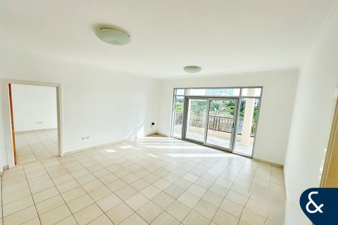 Appartement à The Views, Dubai, 2 chambres, 116 m², № 74623 - photo 2