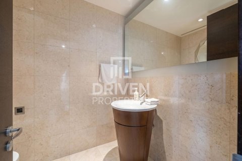 Apartment in Downtown Dubai (Downtown Burj Dubai), Dubai 2 bedrooms, 165.09 sq.m. № 126466 - photo 16