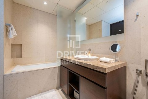 Apartment in Downtown Dubai (Downtown Burj Dubai), Dubai 2 bedrooms, 165.09 sq.m. № 126466 - photo 17