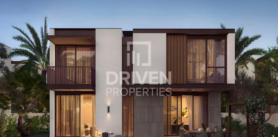 Villa à Dubai Land, Dubai, 5 chambres, 495.64 m², № 126465