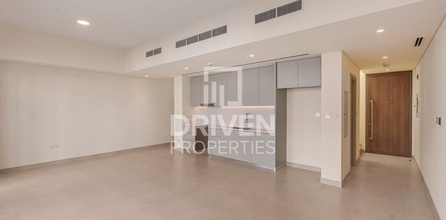 Villa en The Valley, Dubai, 3 dormitorios, 182 m², № 126472