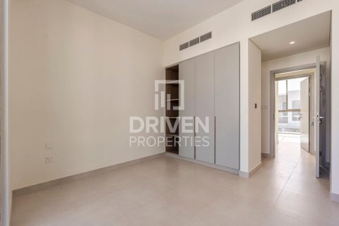 Villa en The Valley, Dubai, 3 dormitorios, 182 m², № 126472 - foto 6