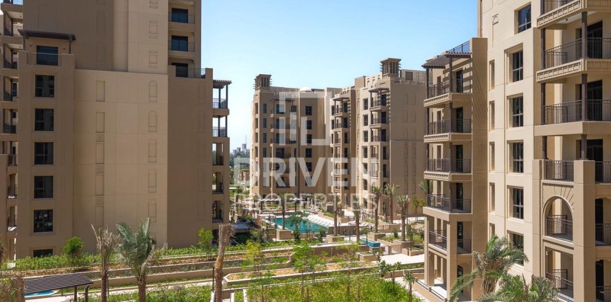 Квартира в Madinat Jumeirah Living, Умм-Сукейм, Дубай, 3 спальни, 172м², № 19399