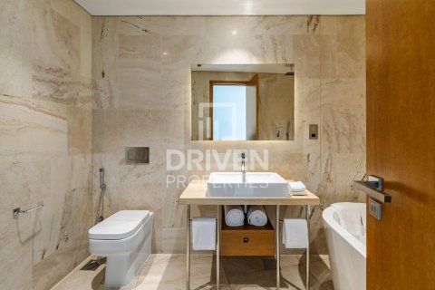 Apartment in Jumeirah Village Circle, Dubai 4 bedrooms, 512 sq.m. № 86695 - photo 19
