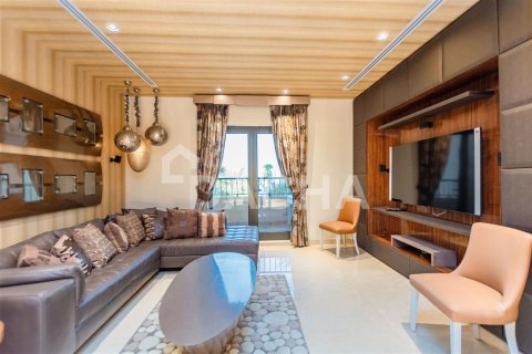 Villa en Palm Jumeirah, Dubai, 6 dormitorios, 836.1 m², № 6756 - foto 29
