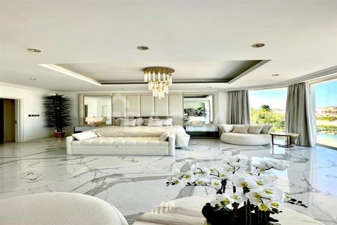 Villa en Palm Jumeirah, Dubai, 4 dormitorios, 538.8 m², № 6754 - foto 8
