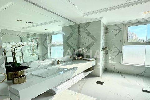 Villa en Palm Jumeirah, Dubai, 4 dormitorios, 538.8 m², № 6754 - foto 4