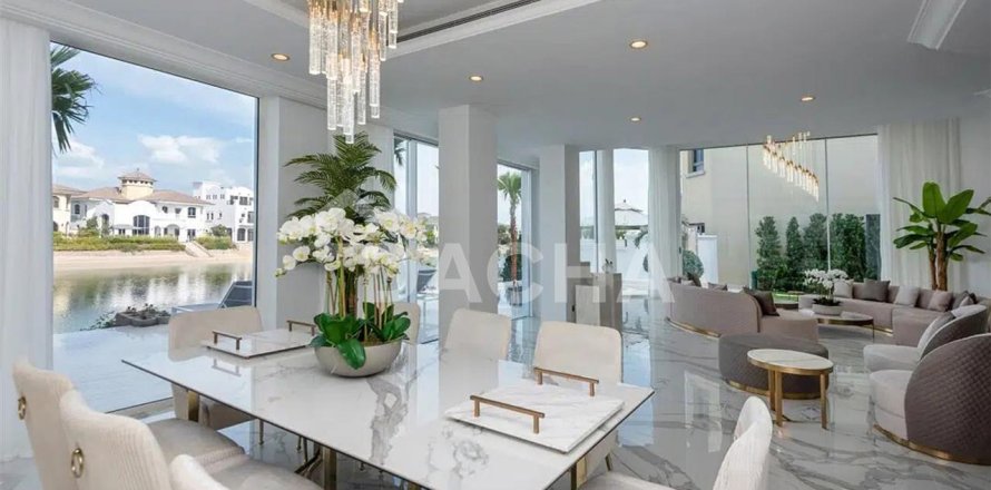 Villa en Palm Jumeirah, Dubai, 4 dormitorios, 538.8 m², № 6754