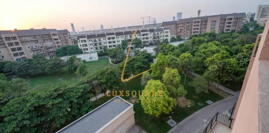 Apartment in Uptown Motor City, Motor City, Dubai 3 bedrooms, 208 sq.m. № 84407