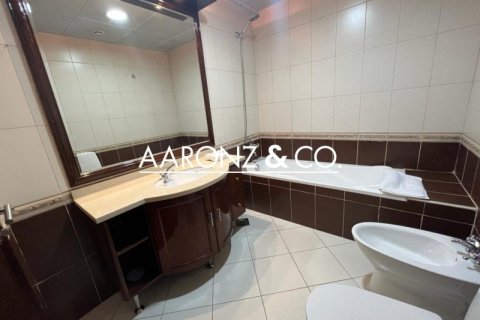 Apartment in Dubai Marina, Dubai 2 bedrooms, 176 sq.m. № 84411 - photo 13