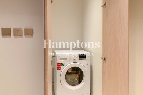 Hotel Apartment in Downtown Dubai (Downtown Burj Dubai), Dubai 1 bedroom, 70.84968586 sq.m. № 72027 - photo 5