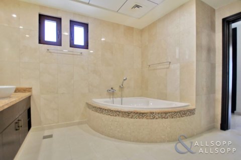 Villa à Palm Jumeirah, Dubai, 5 chambres, 1292 m², № 75716 - photo 28
