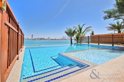 Villa à Palm Jumeirah, Dubai, 5 chambres, 1292 m², № 75716 - photo 2
