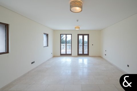 Villa à Palm Jumeirah, Dubai, 5 chambres, 1292 m², № 75716 - photo 9