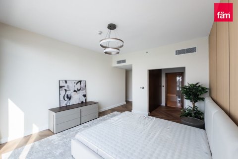 Apartment in Al Wasl, Dubai 3 bedrooms, 163.8 sq.m. № 10032 - photo 13