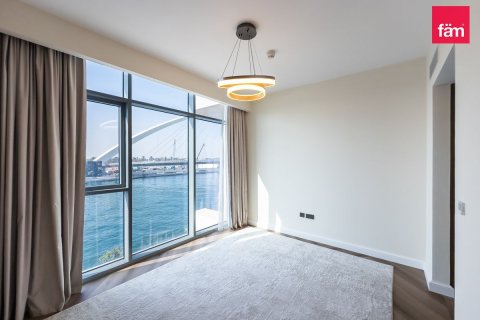 Apartment in Al Wasl, Dubai 3 bedrooms, 163.8 sq.m. № 10032 - photo 17