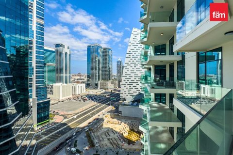 Apartment in Business Bay, Dubai 2 bedrooms, 102.2 sq.m. № 10062 - photo 17