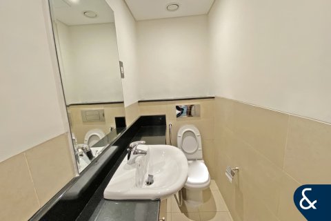 Appartement à 8 BOULEVARD WALK à Downtown Dubai (Downtown Burj Dubai), Dubai, 2 chambres, 160 m², № 91626 - photo 17