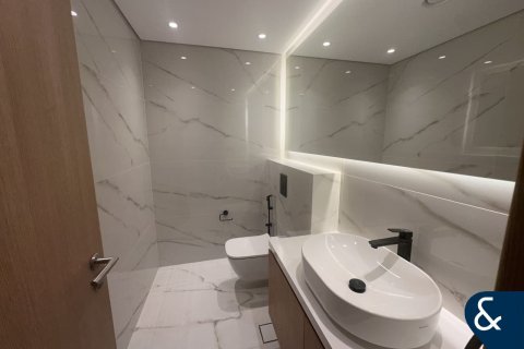 Appartement à SOUTH RIDGE à Downtown Dubai (Downtown Burj Dubai), Dubai, 1 chambre, 105 m², № 91616 - photo 8