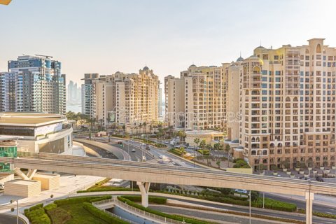 Appartement à Palm Jumeirah, Dubai, 2 chambres, 161.1 m², № 64378 - photo 3