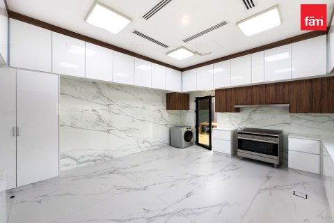 Villa à Dubai, 6 chambres, 463.5 m², № 64388 - photo 19
