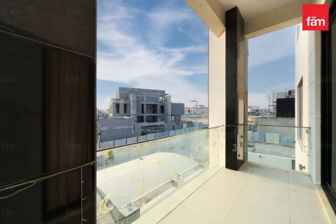 Villa à Dubai, 6 chambres, 463.5 m², № 64388 - photo 10