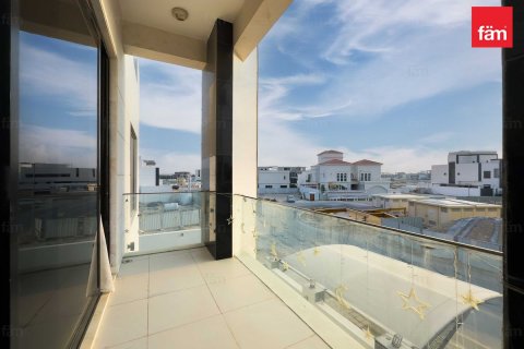 Villa à Dubai, 6 chambres, 463.5 m², № 64388 - photo 3