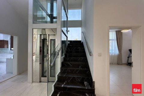 Villa à Dubai, 6 chambres, 463.5 m², № 64388 - photo 16