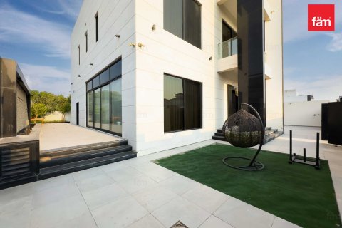 Villa à Dubai, 6 chambres, 463.5 m², № 64388 - photo 5