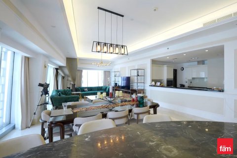 Купить квартиру в Дубай Марине, Дубай: 4 спальни, 242.4м², № 84913 - фото 2