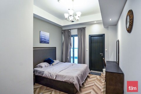 Apartment in Business Bay, Dubai 4 bedrooms, 201.8 sq.m. № 100167 - photo 4
