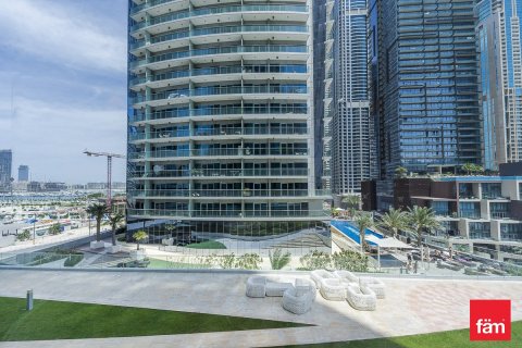 Apartment in Dubai Marina, Dubai 2 bedrooms, 141.3 sq.m. № 23141 - photo 1