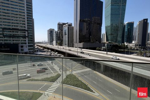 Снять в аренду квартиру в Бизнес-Бэе, Дубай: 1 спальня, 86.5м², № 95518 - фото 10