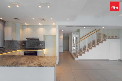 Villa à Dubai Hills Estate, Dubai, 5 chambres, 341.3 m², № 137728 - photo 3