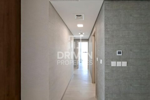 Apartamento en Jumeirah Village Circle, Dubai, 3 dormitorios, 121.89 m², № 136983 - foto 10