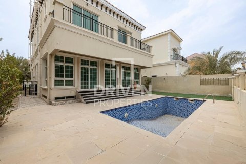 Villa in The Villa, Dubai 5 bedrooms, 561.04 sq.m. № 136996 - photo 4