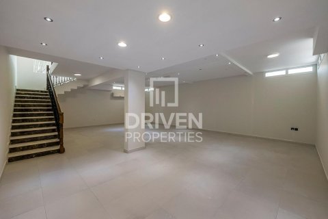 Villa in The Villa, Dubai 5 bedrooms, 561.04 sq.m. № 136996 - photo 20